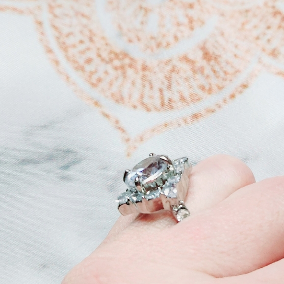 Women's Engagement Wedding Ring Large Halo Solitaire Nwt - Picture 8 of 9